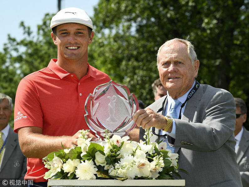 德尚布纪念赛夺美巡第二冠 果岭怒吼欢加洞胜利