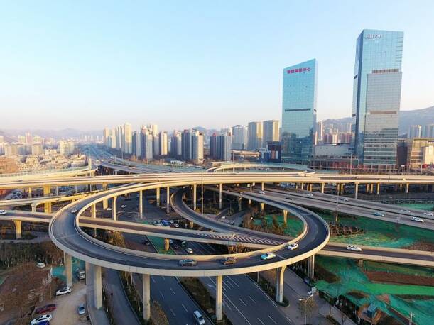 济南高架闭环成网!环游济南"空中长廊"