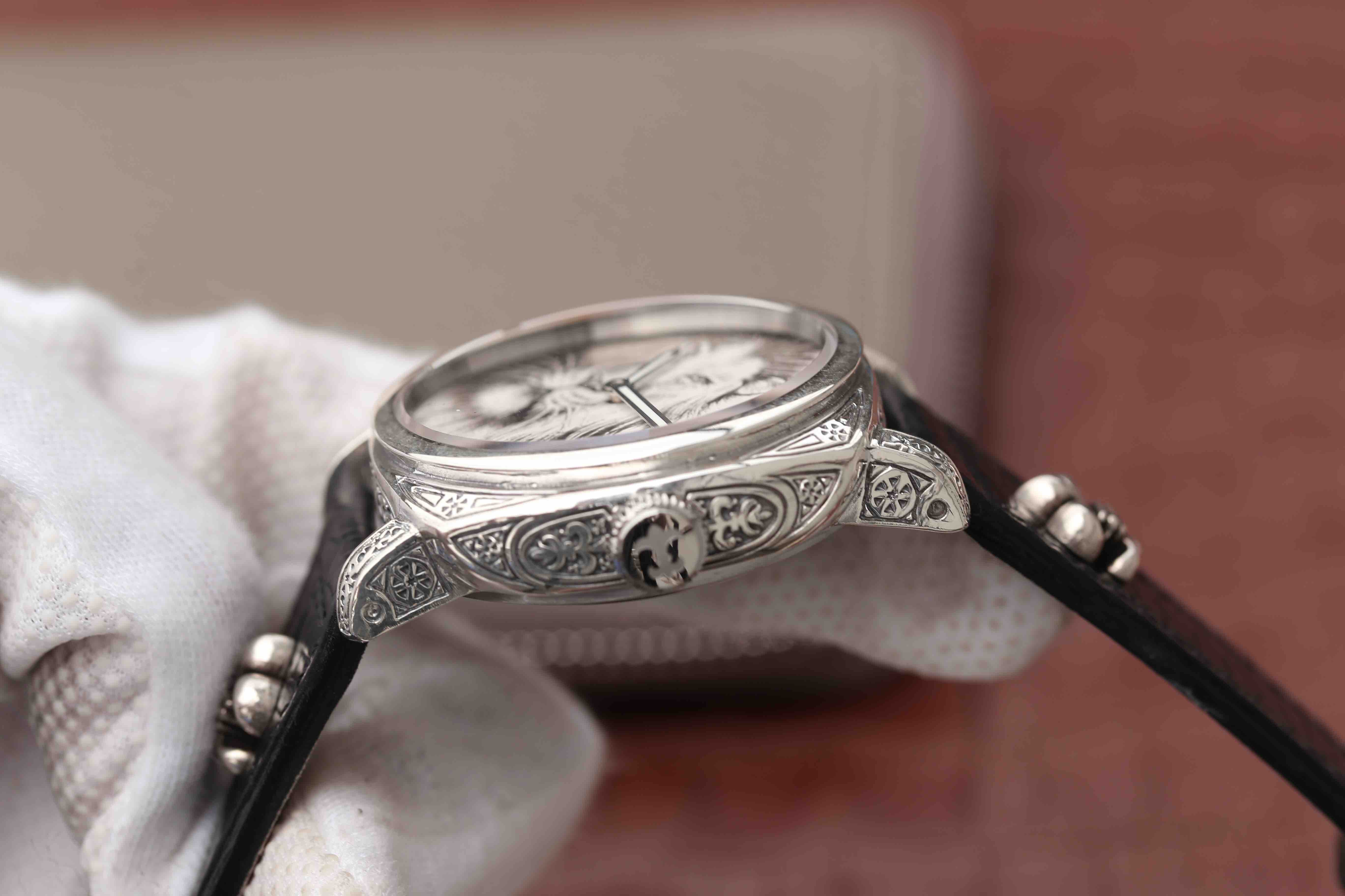 狂野的气息 古典的气质 沛纳海手表纯银沛纳海百兽之王老虎(狮子)欣赏