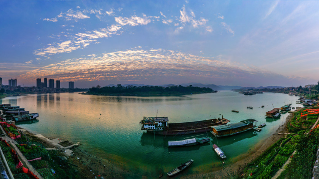 广西南宁横县云表镇邓圩平山村全景风光