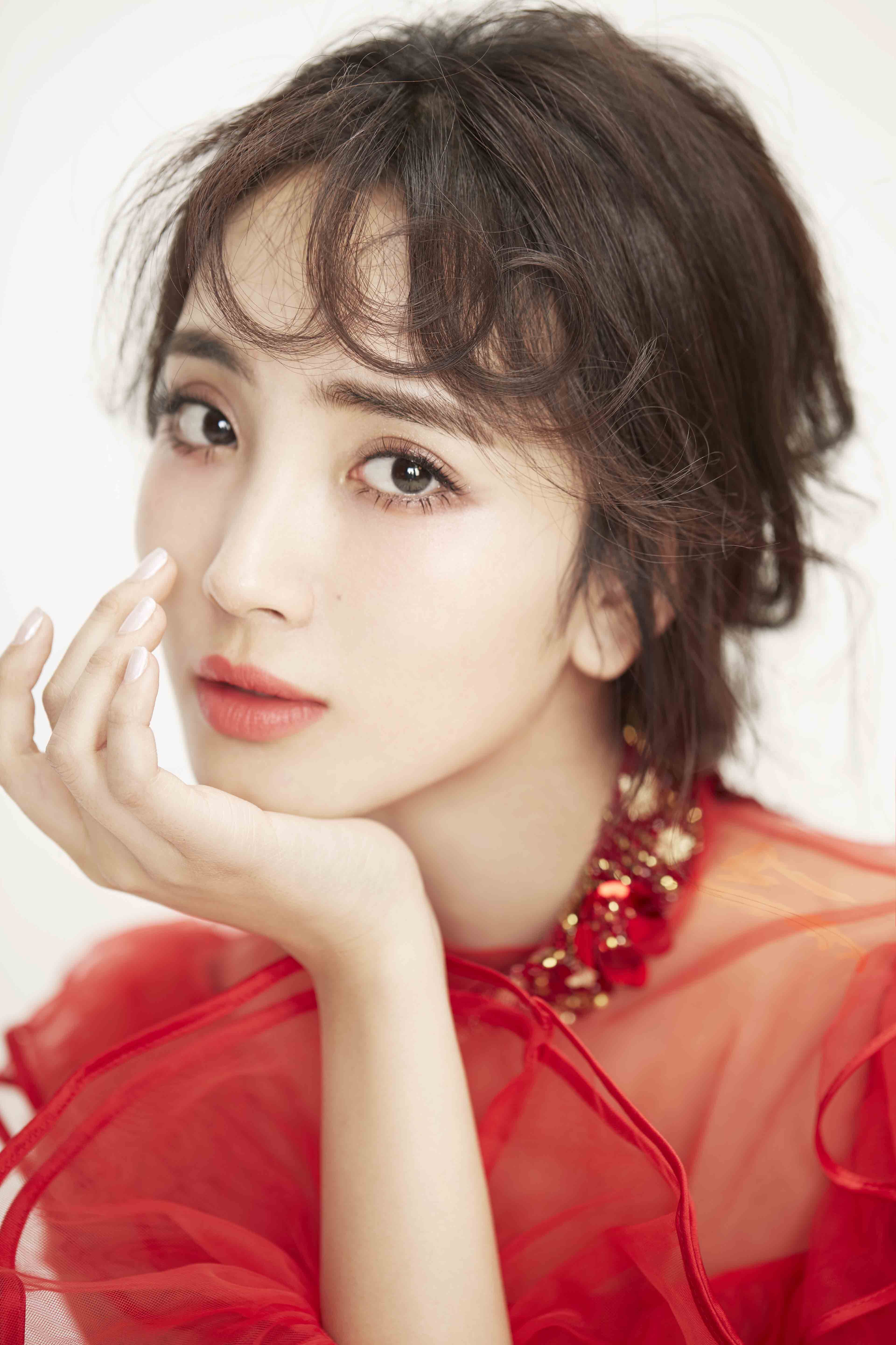 斩男感up王紫璇冬季妆容大片唇妆最吸睛