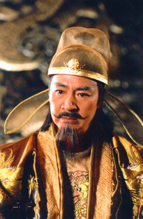 寇振海饰演李世民,1954年11月3日出生于黑龙江绥化,中国男演员,寇振海