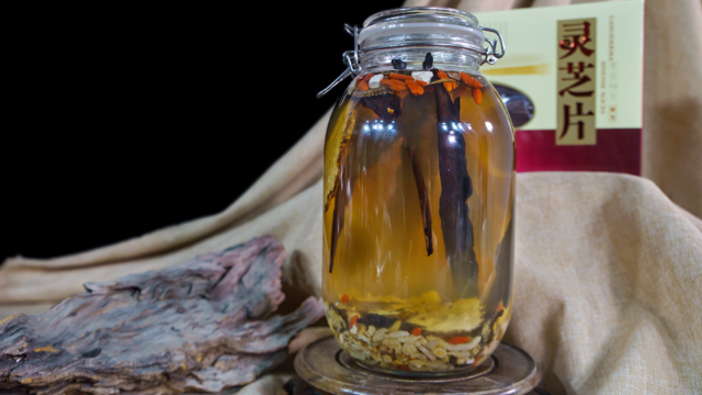 十二道芝味十全大补灵芝酒