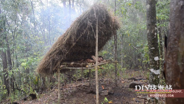 diy野外生存技能篇之徒手制作床棚