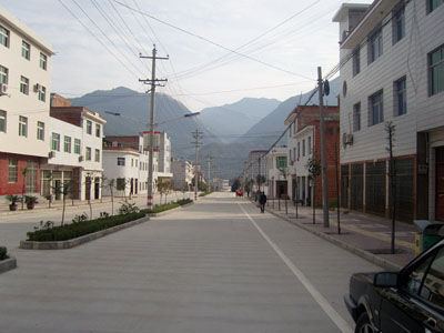 汉阴县蒲溪镇群众告别了离家远挣钱难困境