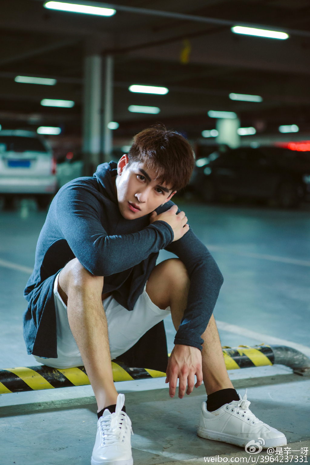 辛一《最强男神》饰演痴狂少年 狂飙哭戏演技获赞