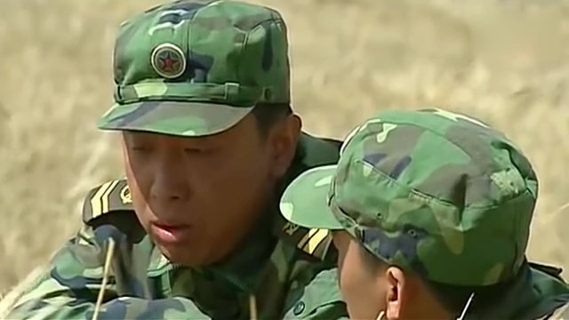 士兵突击五班班长用讲故事的方式去劝导三多可三多搞不明白