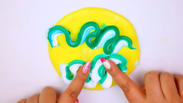 史莱姆diy教程史莱姆里加剃须膏制作过程就是这么简单