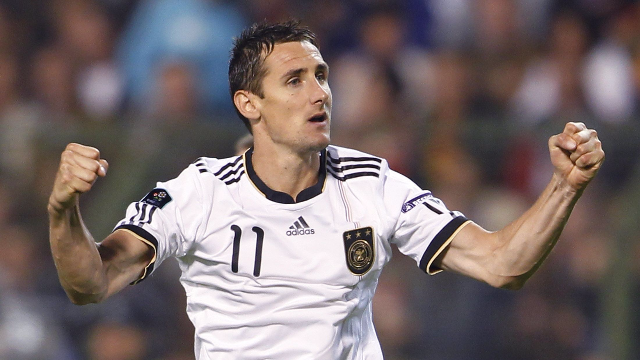 老球迷必看,德国球星克洛泽进球精彩片段