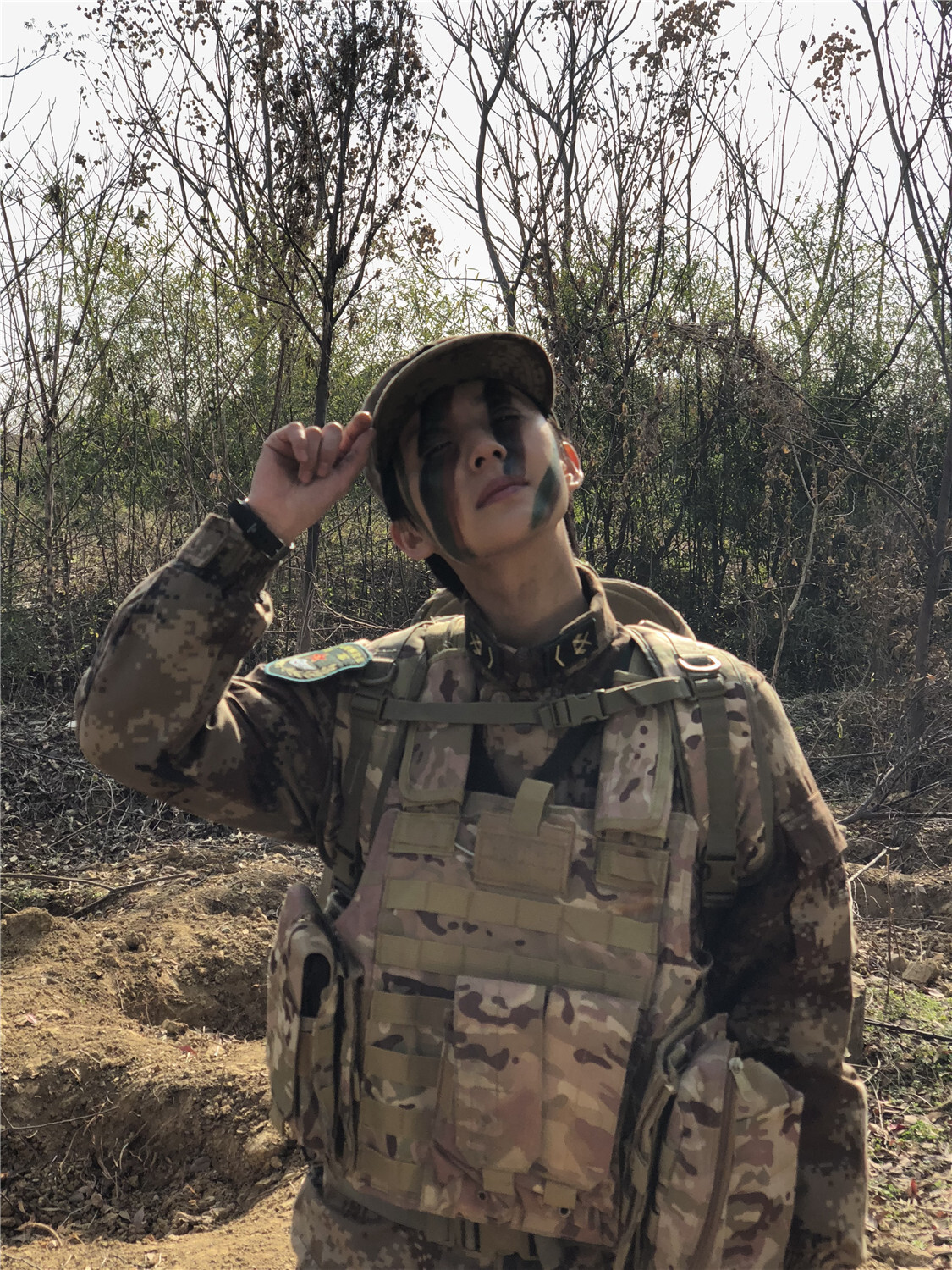 谭早《陆战之王》杀青,演绎最飒女班长田蜜