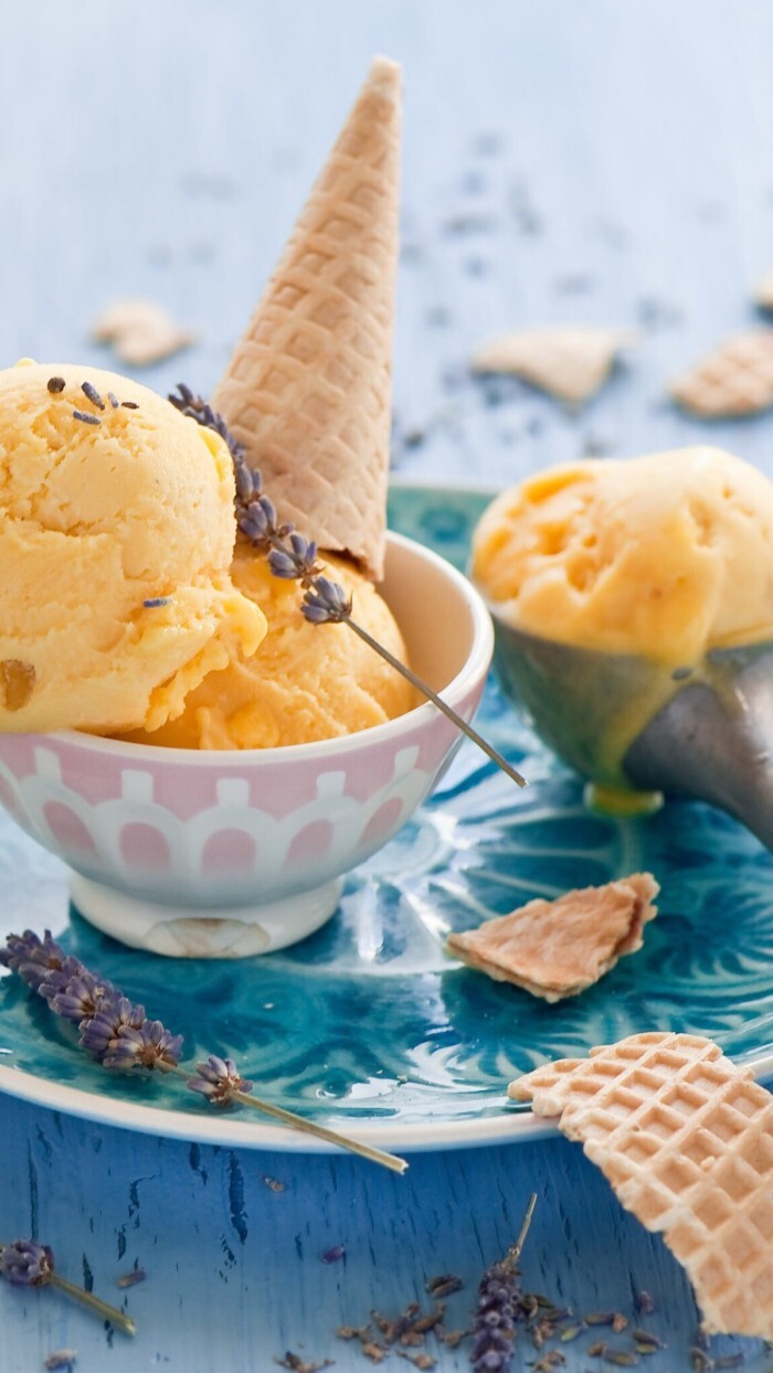 甜蜜爽口的冰激凌给你夏日里一丝清爽