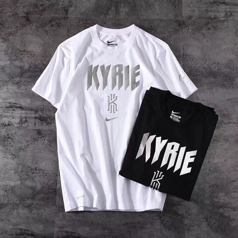 欧文体恤烫银logo 上身绝对成为亮点