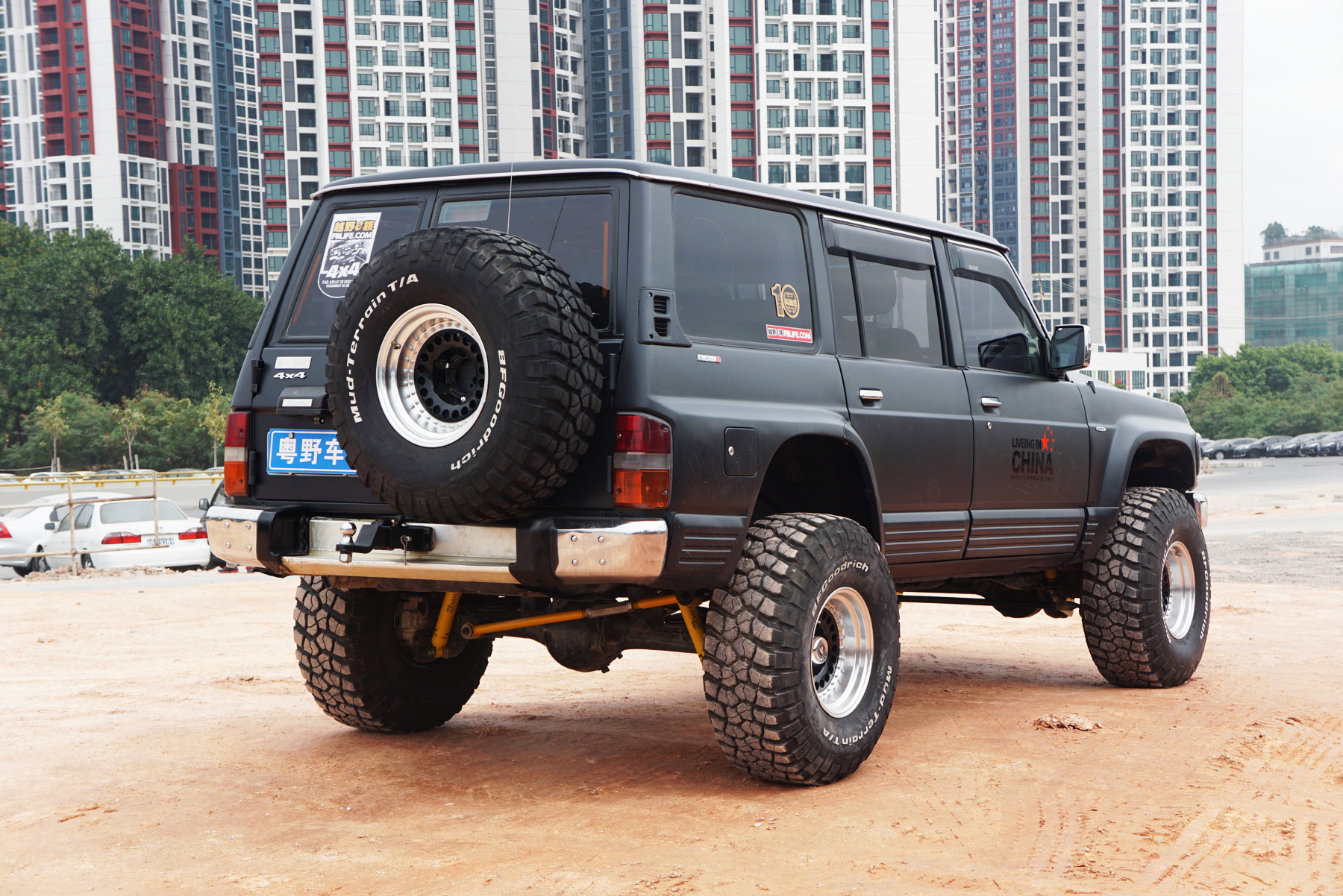 nissan途乐y60经典硬派系的改装