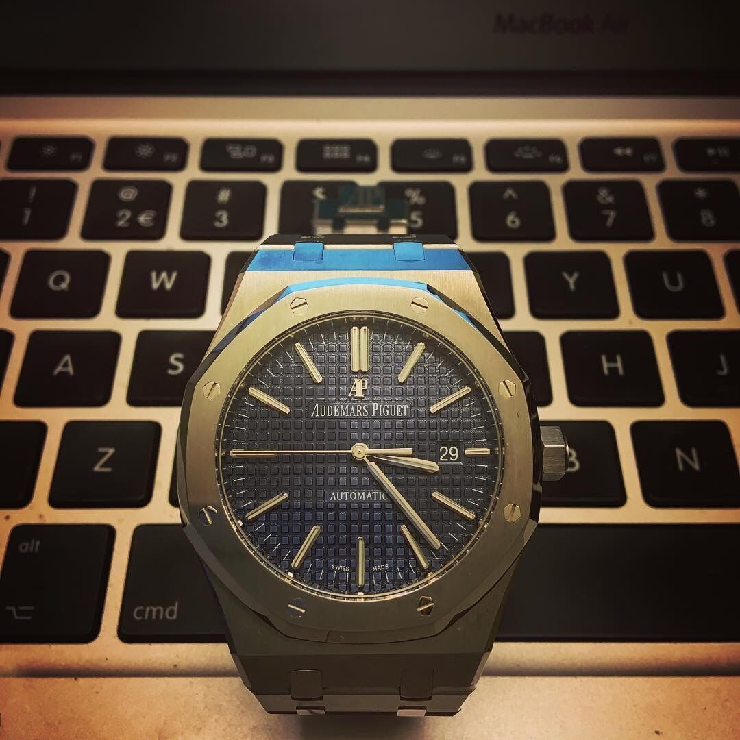 仲表铺:爱彼家族ap15703 15706 15707 15400钢带白面黑面蓝面