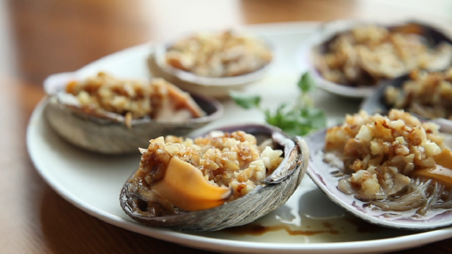 海鲜天鹅蛋怎么做最好吃大厨手把手教你做下馆子都买不到