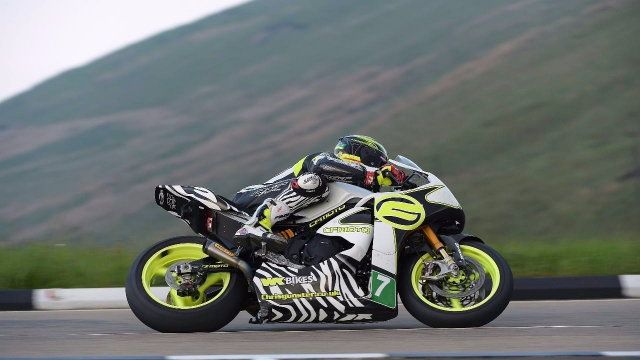 疯子的天堂 322kmh街道赛 曼岛tt灵魂骑手