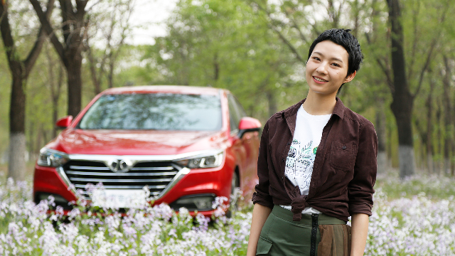 爽爽侃车丨表白钢铁侠d50秒变贾维斯