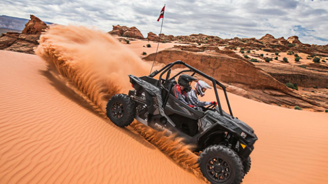 北极星推出双座越野车小怪兽爬山涉水无所不能17万元的粉丝