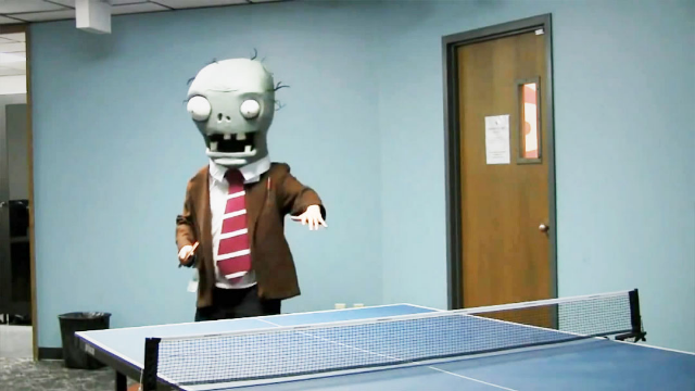 和僵尸王打乒乓球输了别吃我脑子