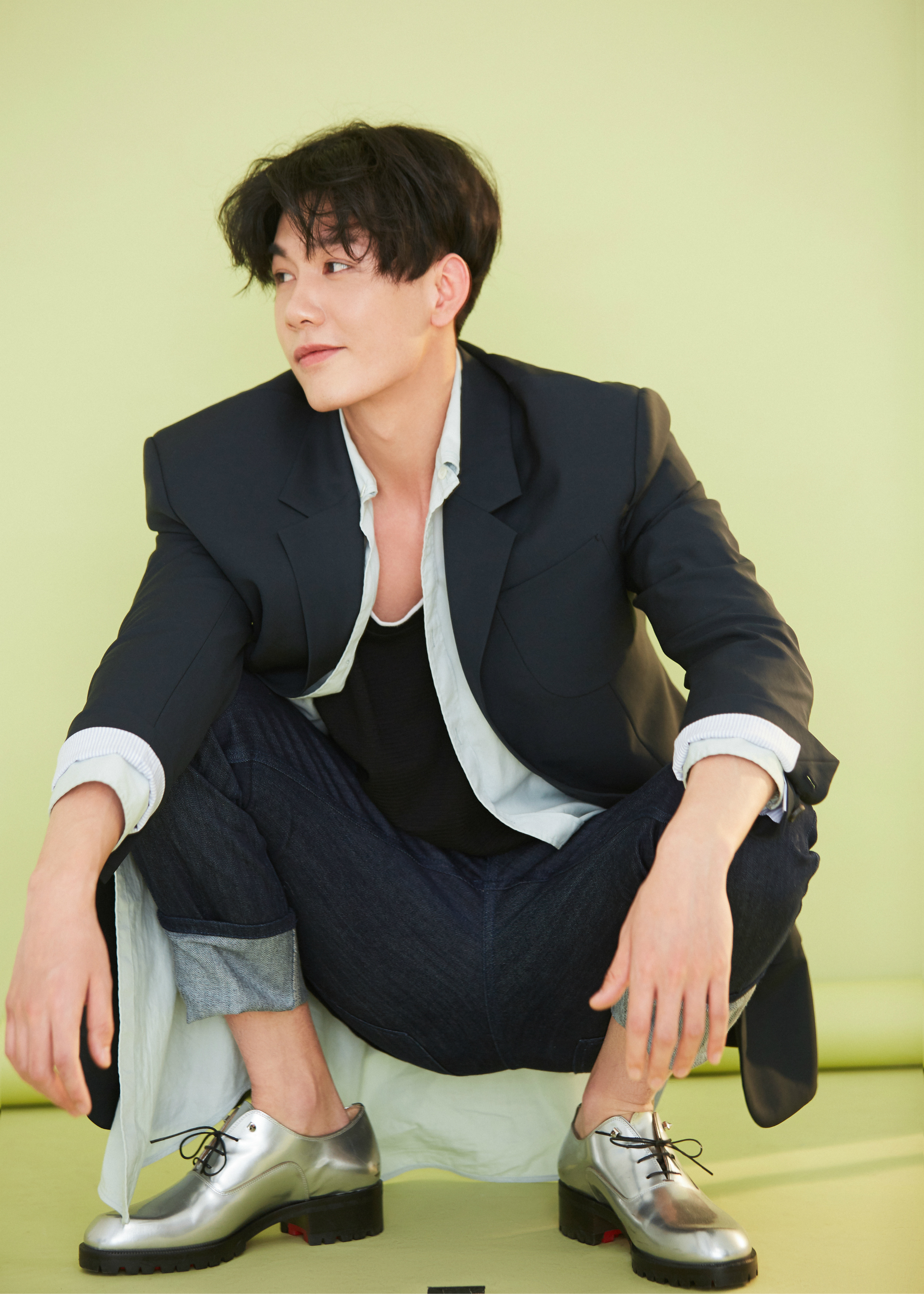 李昕哲时尚大片清新十足 慵懒气息惹人心动