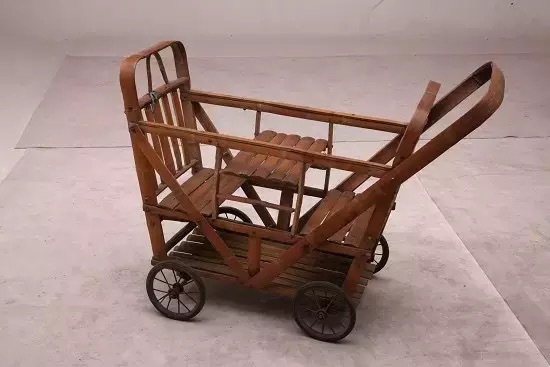 的复古典藏款古老竹推车到每一个孩子从小都梦想有一辆属于自己的座驾