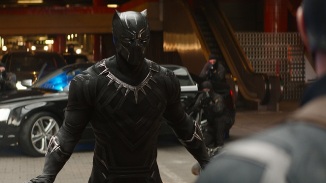 漫威首富国王黑豹被弟弟篡位,获救后靠超能力复仇夺回王位