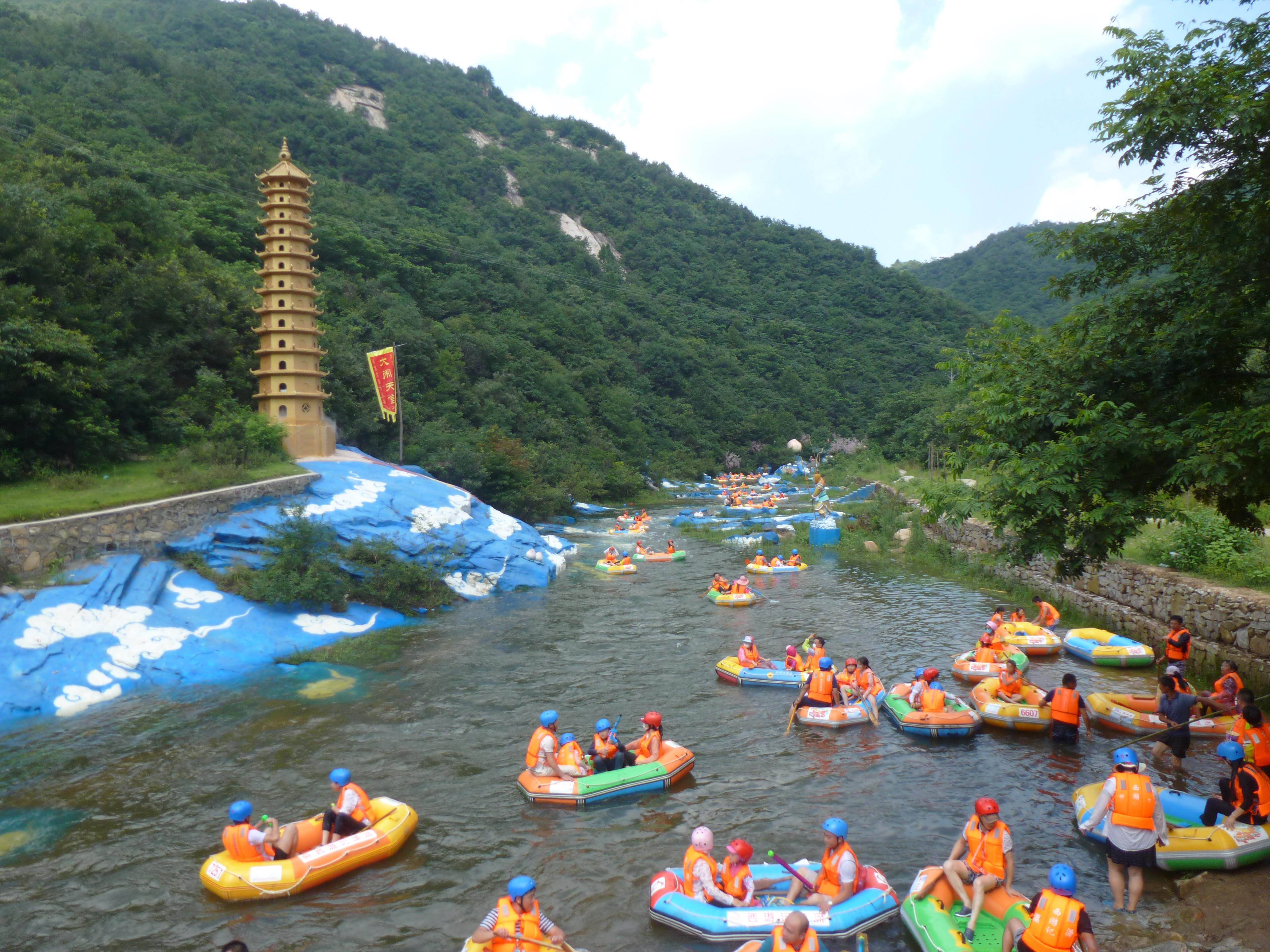 距离武汉2小时高颜值的漂流