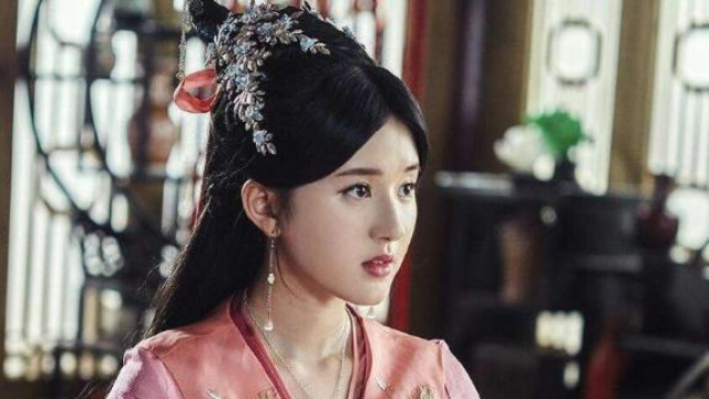 萌妻食神种丹妮c位出道