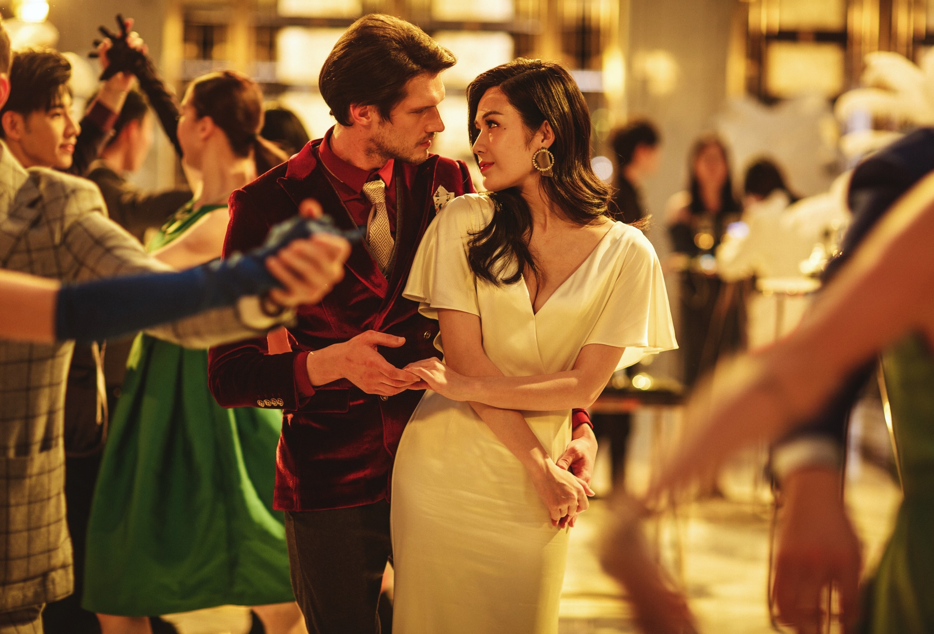 陆川携手宝丽嘉酒店 跨界执导宣传片诠释时尚奢华