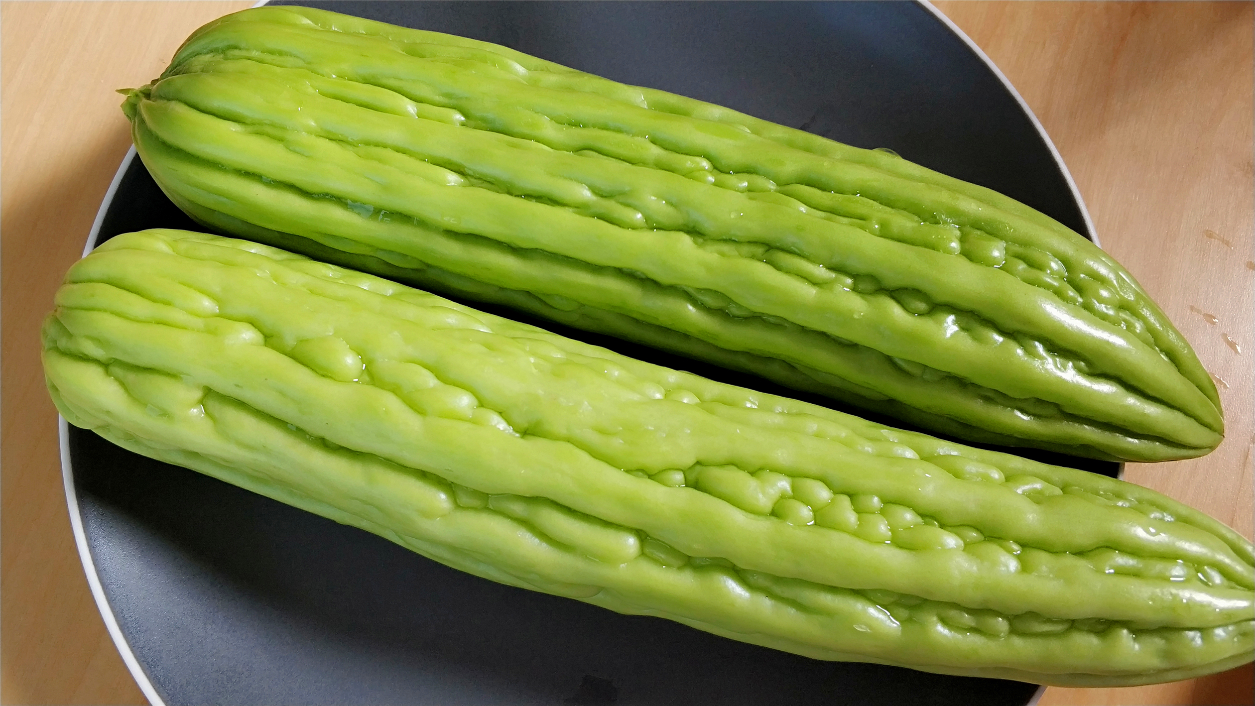 牛奶,猪肝配苦瓜,你最想不到的做法,滑嫩入味,吃了还想吃