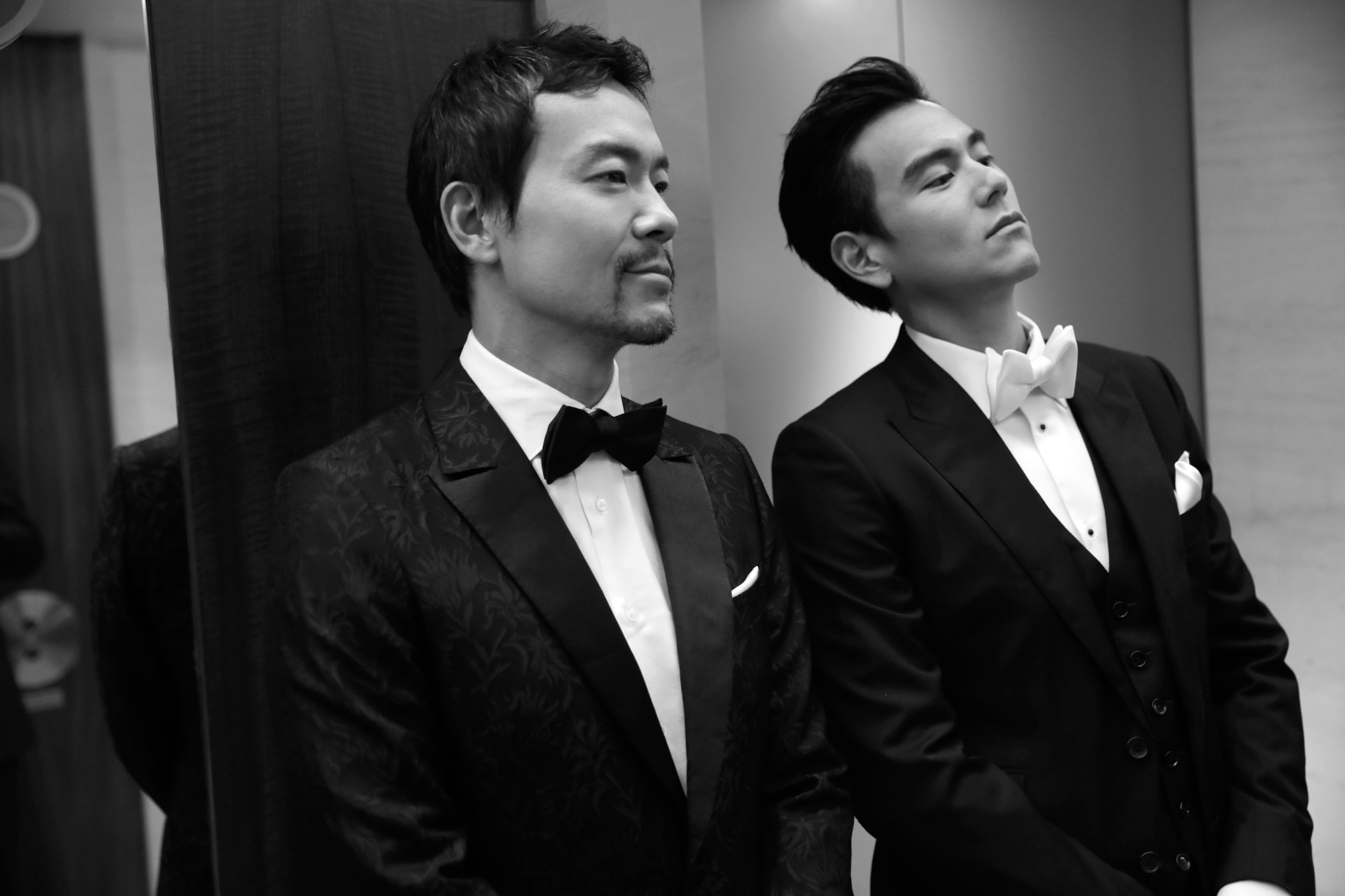 廖凡彭于晏主演《邪不压正》.