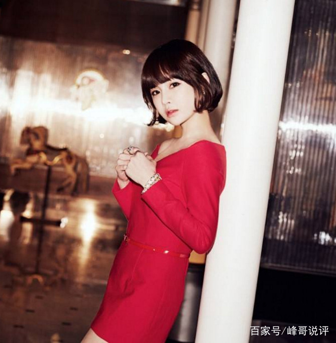 全宝蓝时尚写真性感又时尚