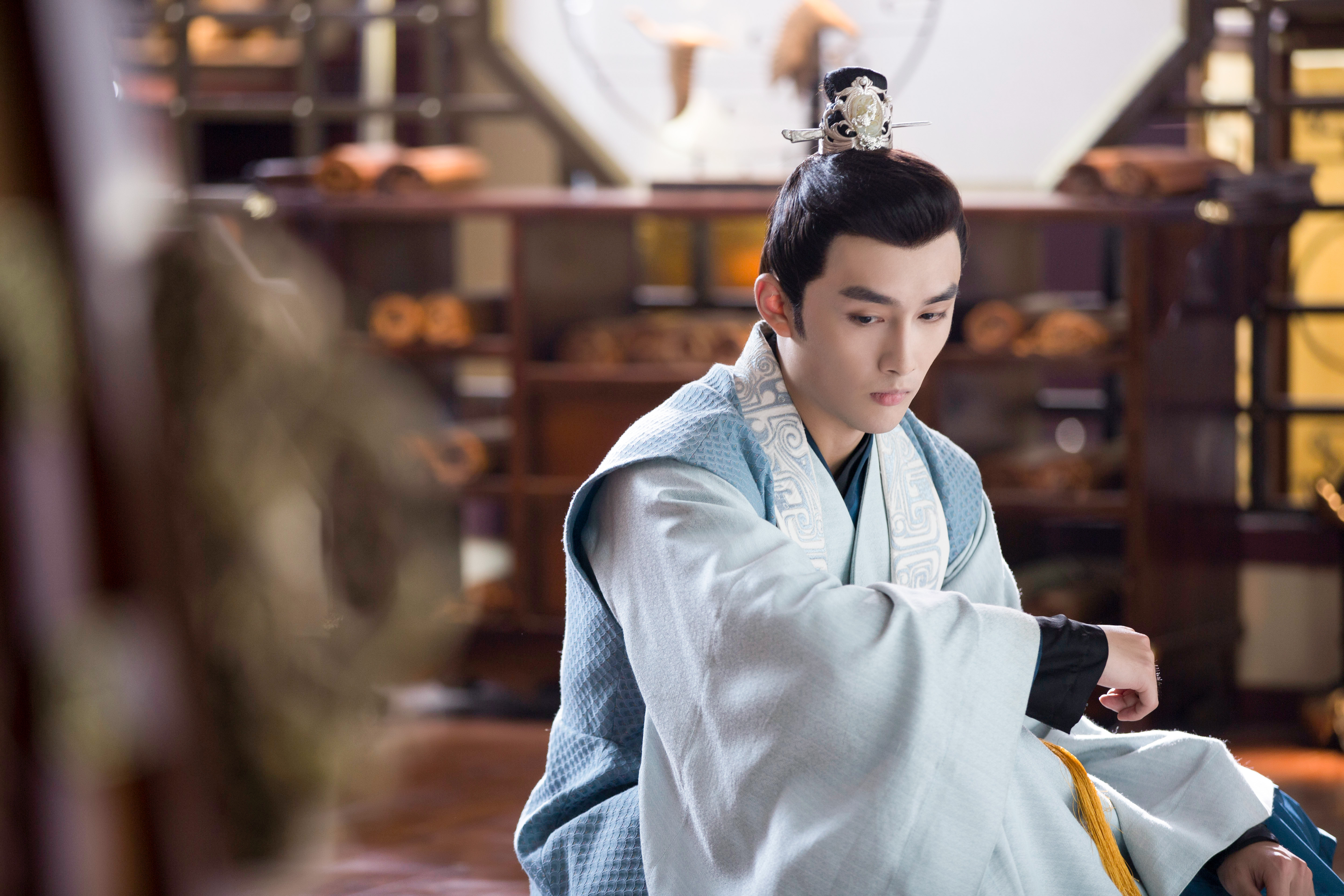 《芸汐传》开播 孙子航塑造"悲情太子"龙天墨
