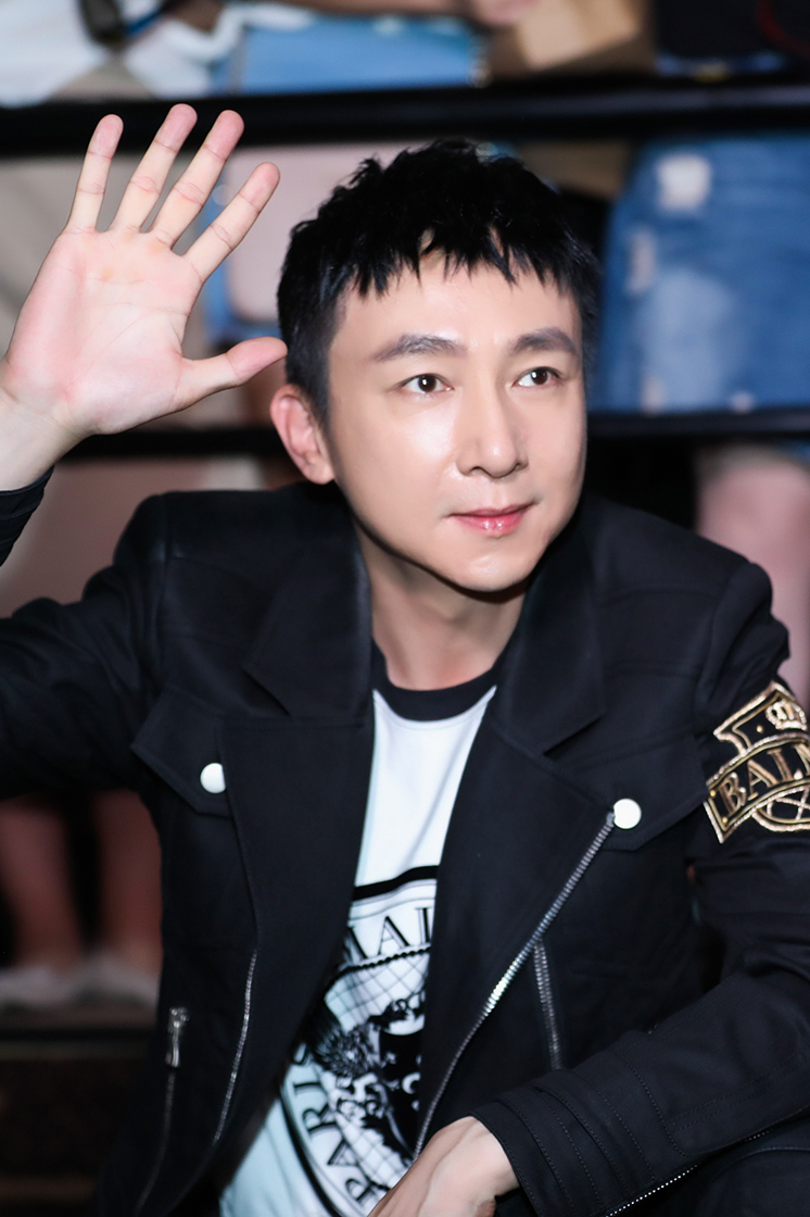 苏可《动物世界》"张景坤"获赞:千人千面好演员_凤凰网娱乐_凤凰网