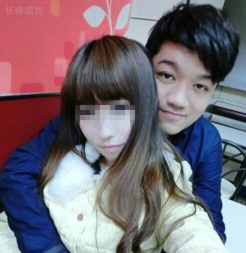 《家有儿女》"小雨"新恋情曝光 女友身材苗条打扮时尚