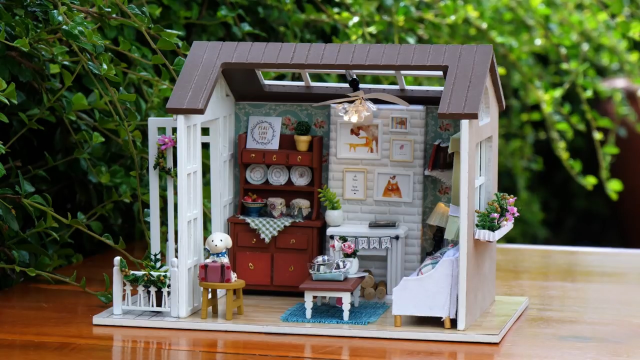 diy迷你娃娃屋独立的美式复古小房子