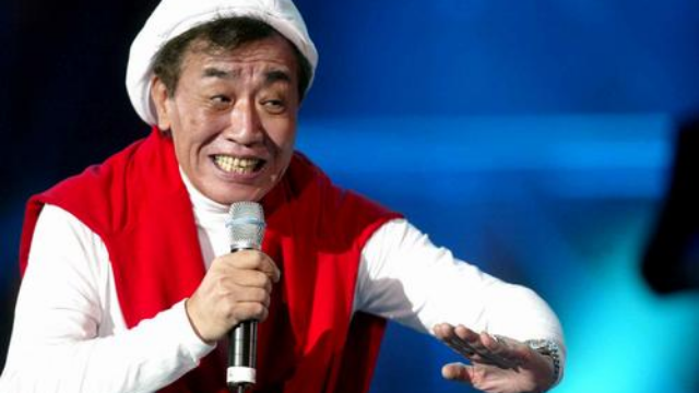 超级急智歌王张帝现场问答唱答让人忍俊不禁现场气氛热烈