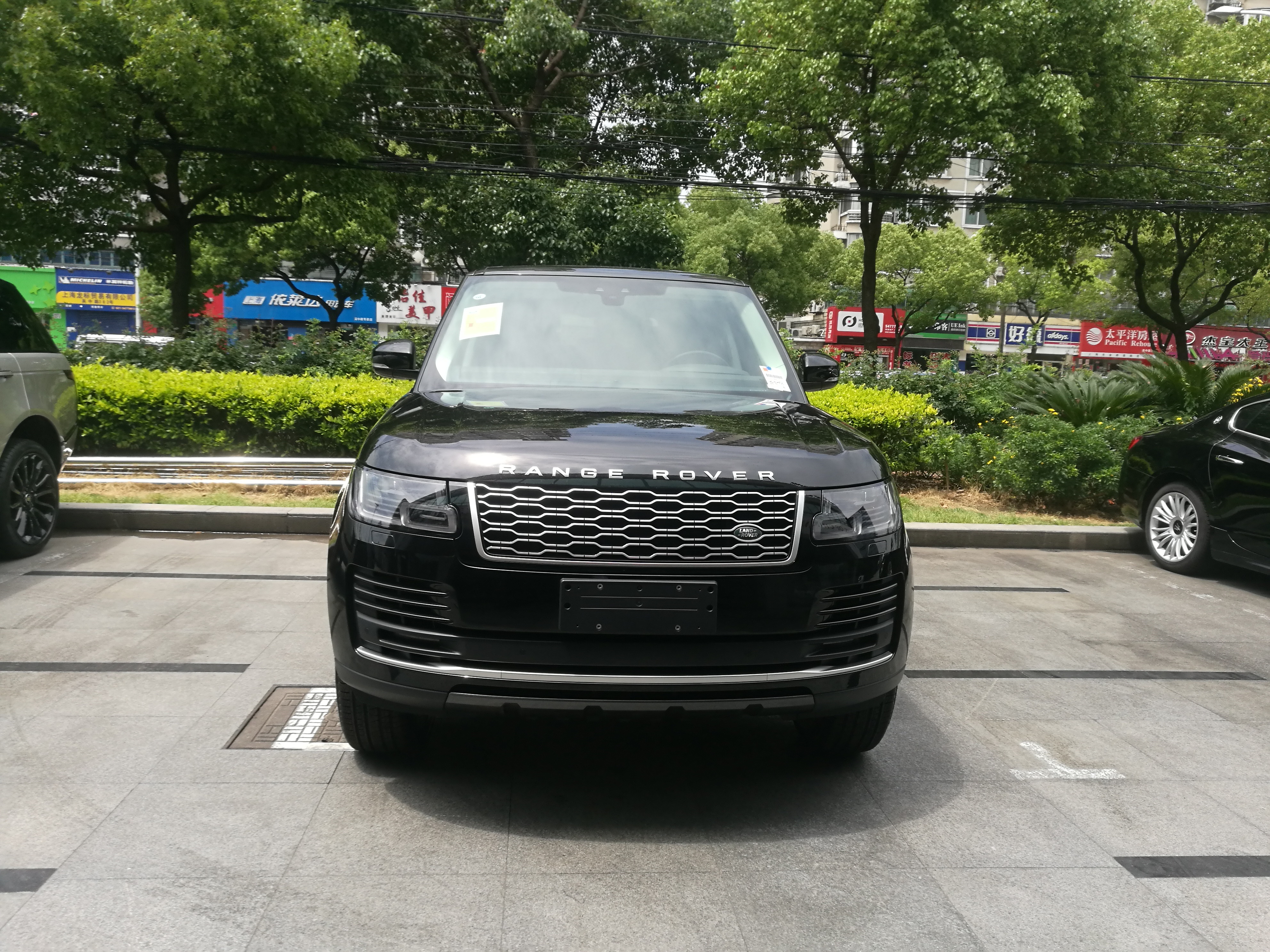 18款路虎揽胜行政加长火爆热销|丽人讲车