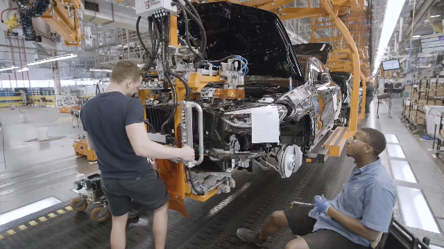 带你走进全新宝马x4生产车间零距离观看生产组装全过程