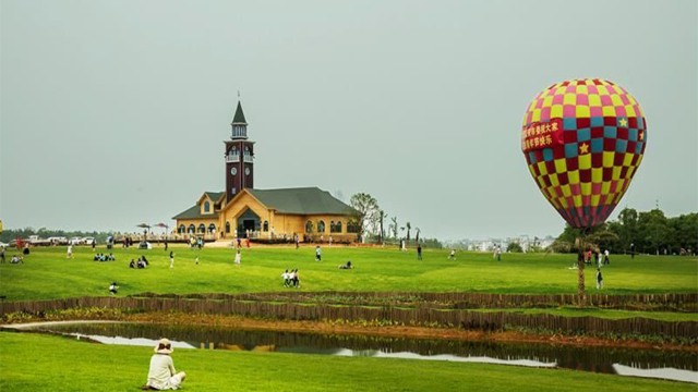 高安巴夫洛生态谷首届草坪秀七夕只为狂欢