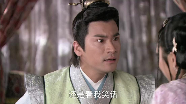 魏豹得不得王宝钏就气急败坏的喝闷酒薛琪去劝却被赶出门外