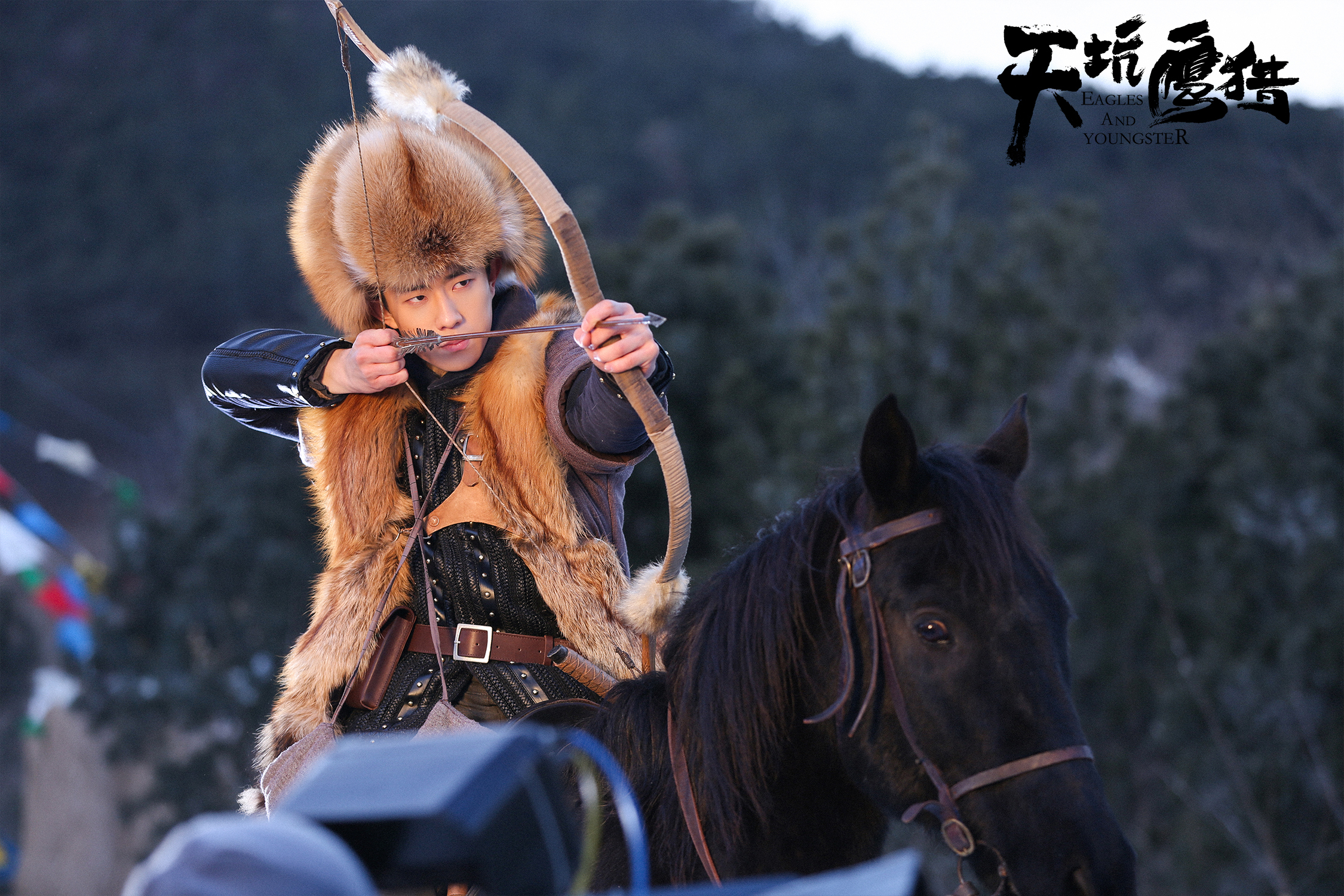 《天坑鹰猎》开播仅1小时破亿 郑好化身护姐狂魔二鼻子