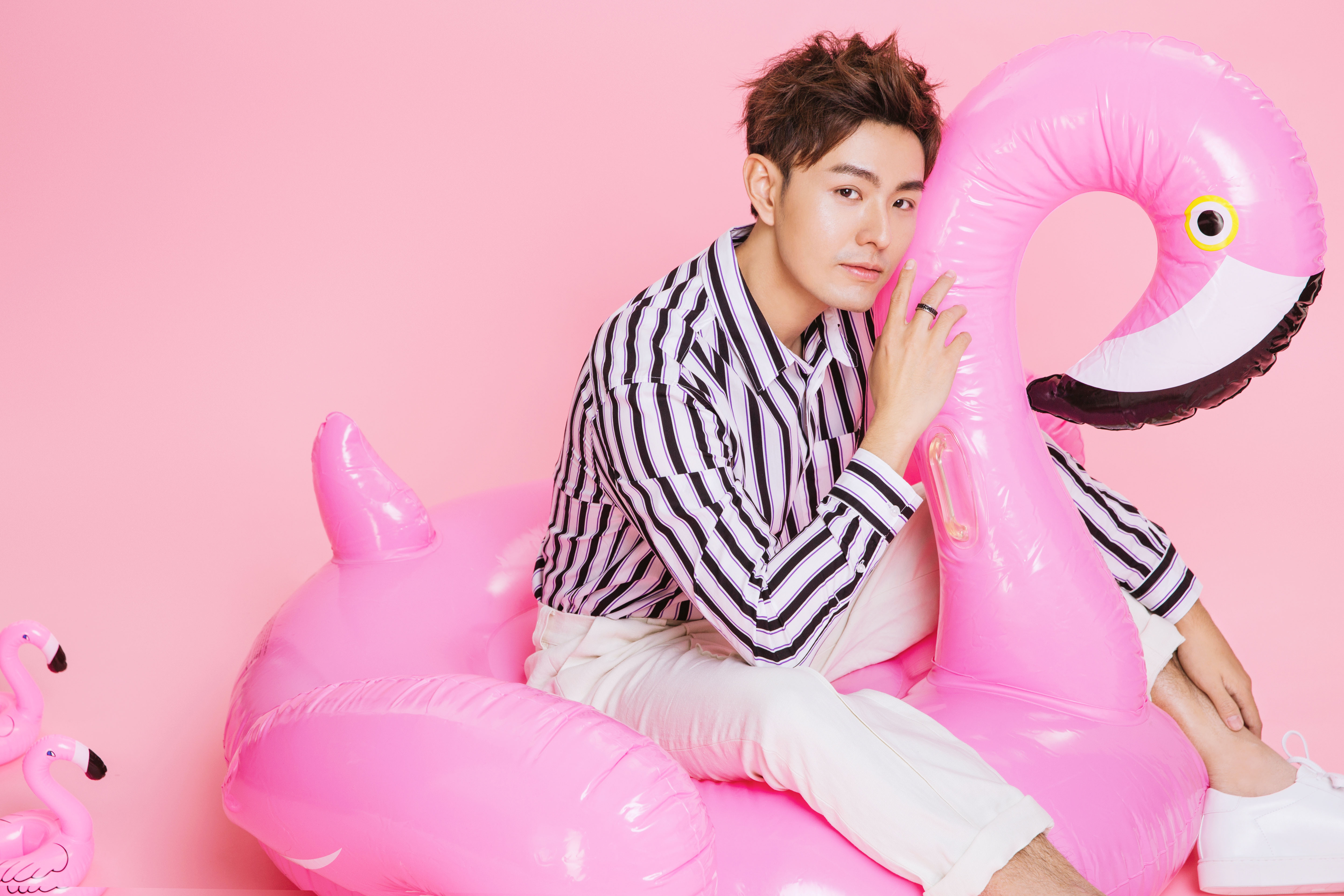 邓男子加盟《惊天魔盗团》巡演 化身"第五骑士"魔幻来袭