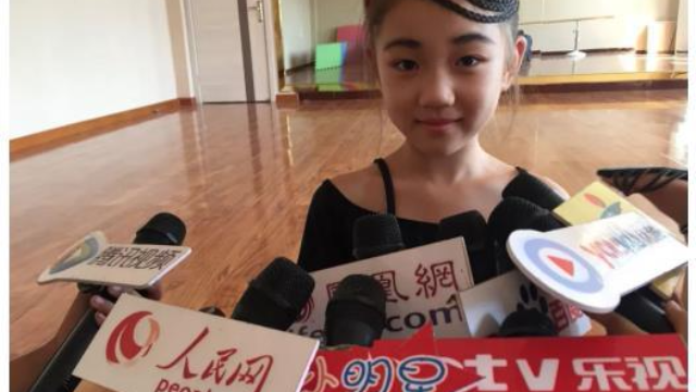 同一个电影百导团导演祝童星李芸熙