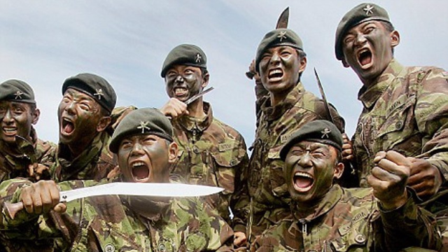 廓尔喀雇佣兵令人生畏的弯刀勇士