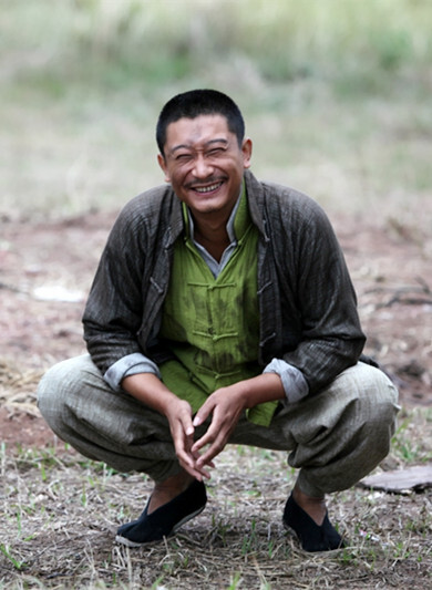 《士兵突击》绝情坑主白铁皮 左腾云十年公益未忘初心