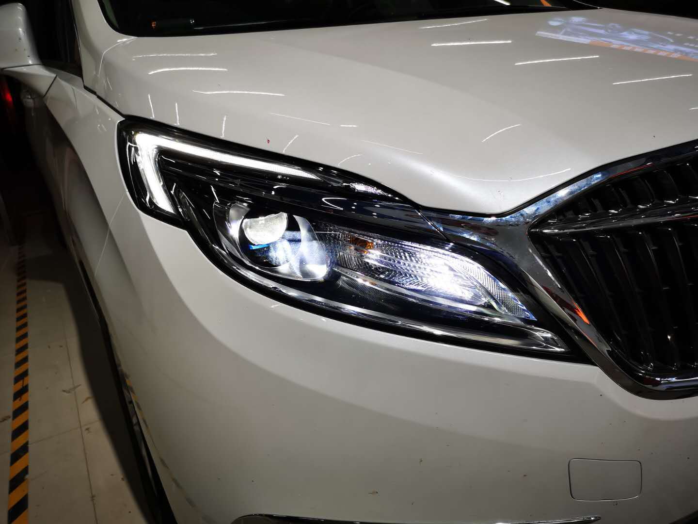 邯郸别克gl8改激光大灯,完美效果妥妥的_凤凰网汽车_凤凰网