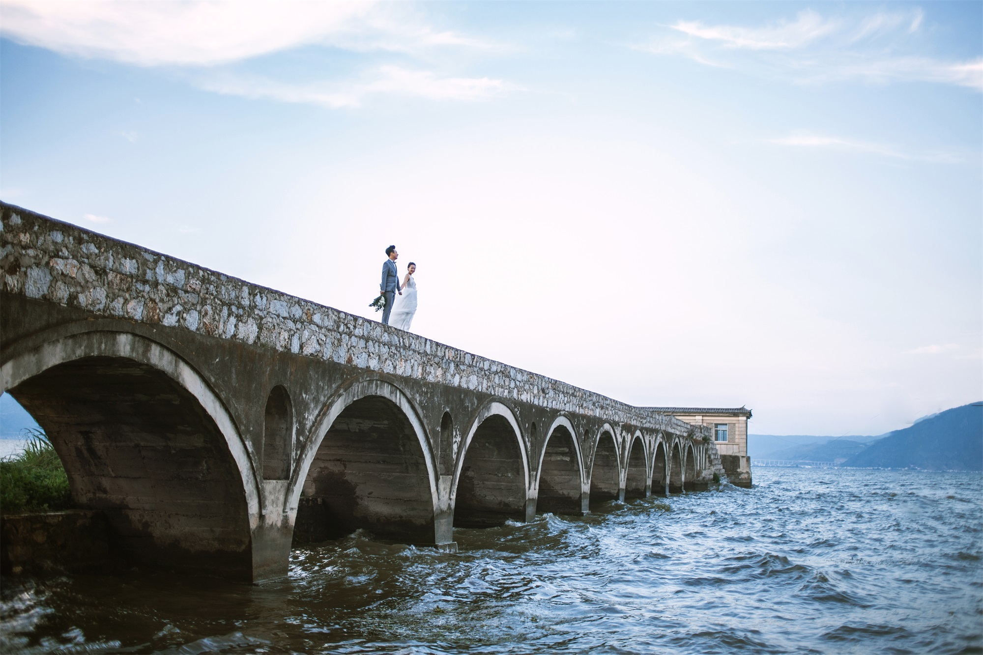 大理旅拍 拍照好看的地方之一(廊桥)__凤凰网