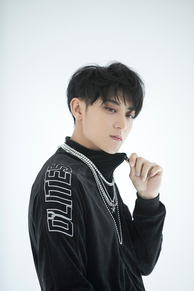 黄子韬写真大片曝光韬式时尚酷炫来袭