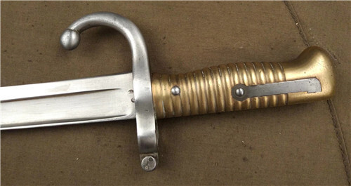 法国1866刺刀法国1866亚特坎曲刃刺刀图由铭刀小铺提供